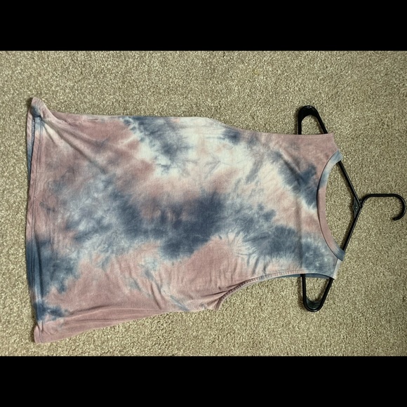 Blue Blush Tie Dye Sleeveless Tee Size Small - Picture 4 of 4